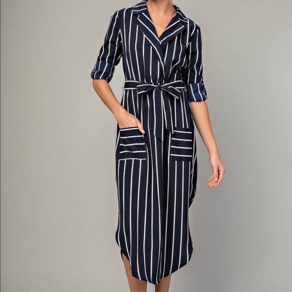 Striped Front Tie Dress - Picture 4 of 5